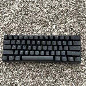 Razor Huntsman Mini and Hyper X Pulsefire Haste mouse package